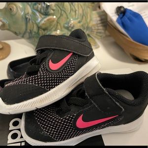 Nike size 4 infant